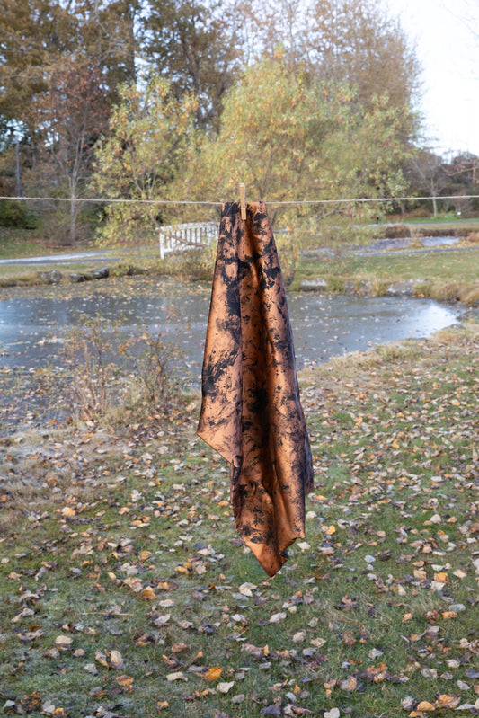 Brúnt silki koddaver